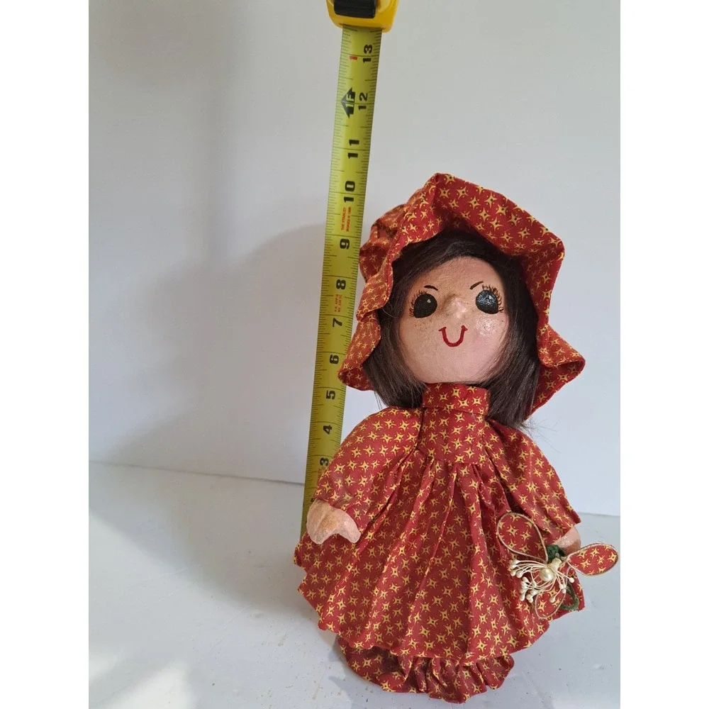 Vintage 1970's Handmade DIP 'N  DRAPE Paper Mache Doll  Brown Hair & Flowers 10